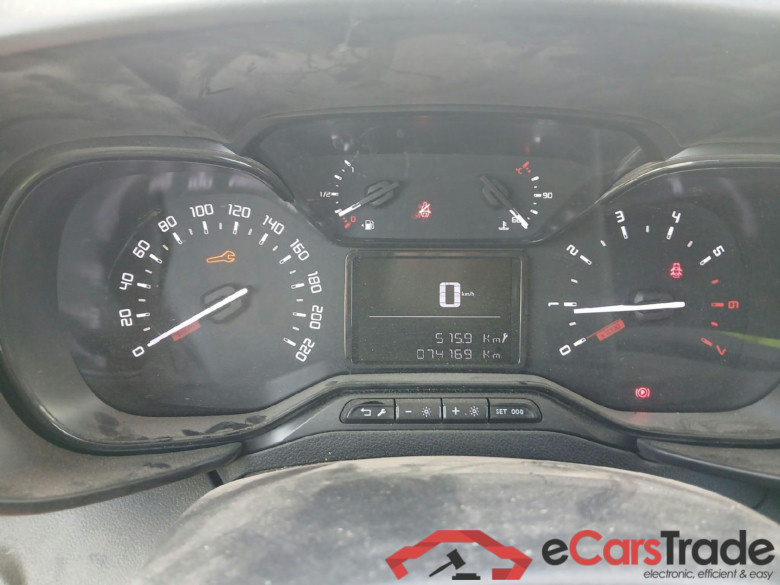CITROEN Berlingo / 2018 / 4P / furgón derivado de turismo Talla M BlueHDi 100 CLUB #4