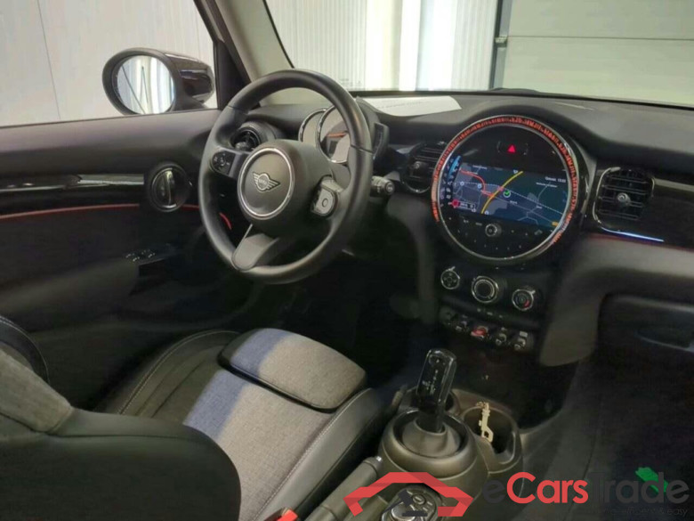 Mini 5-deurs 1.5 Cooper Classic #3