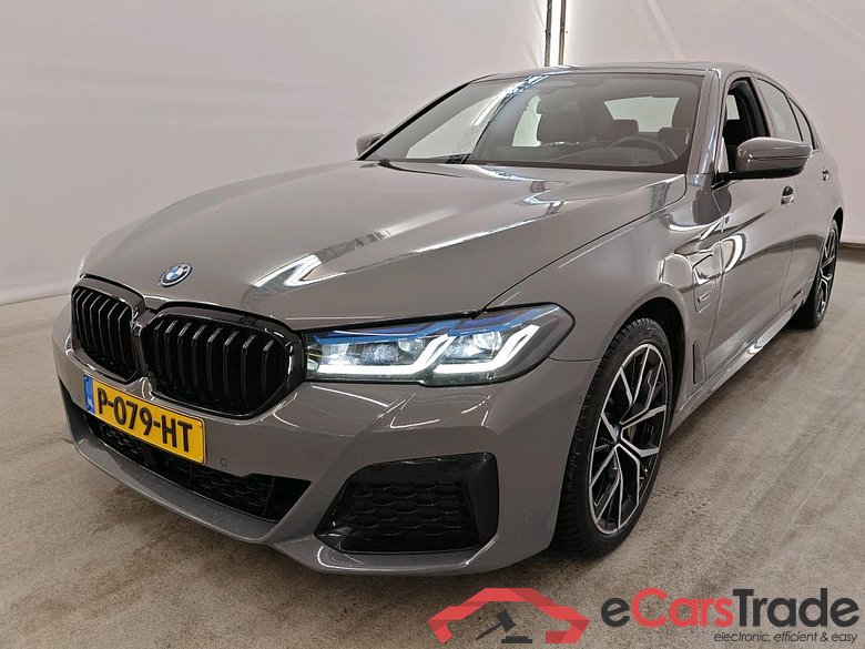 BMW 5 Serie Sedan 530e M Sport 4d + Pano
