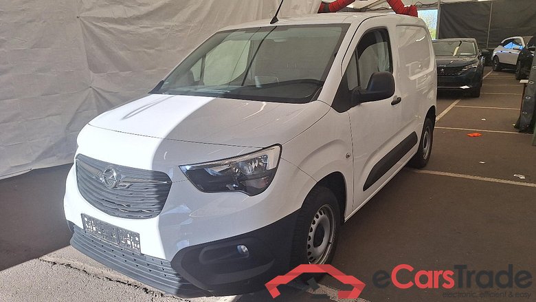 Combo E Cargo Selection 1.2 Turbo 81KW MT6 E6d