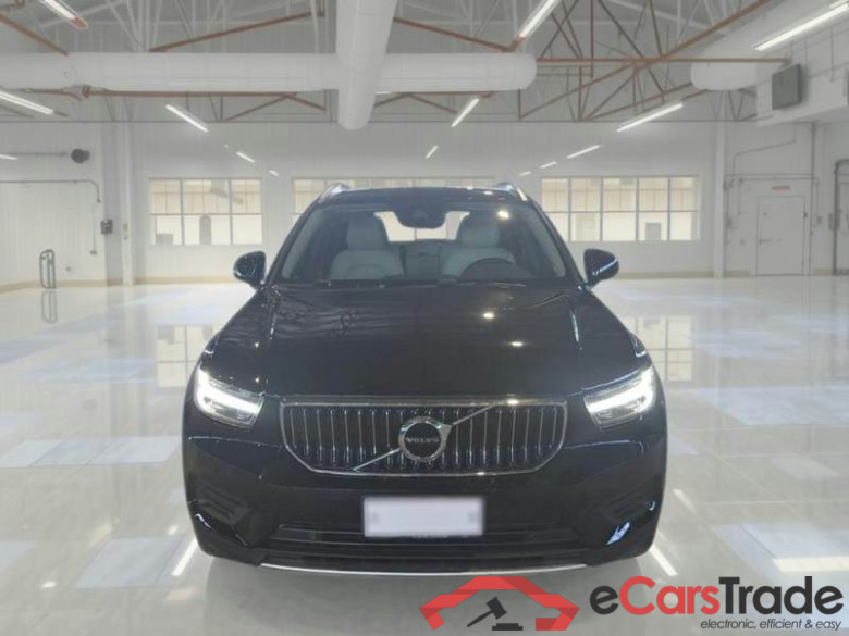 VOLVO XC40 / 2017 / 5P / FUORISTRADA T4 PLUG-IN HYBRID AUTO RECHARGE INSCR N1 #6