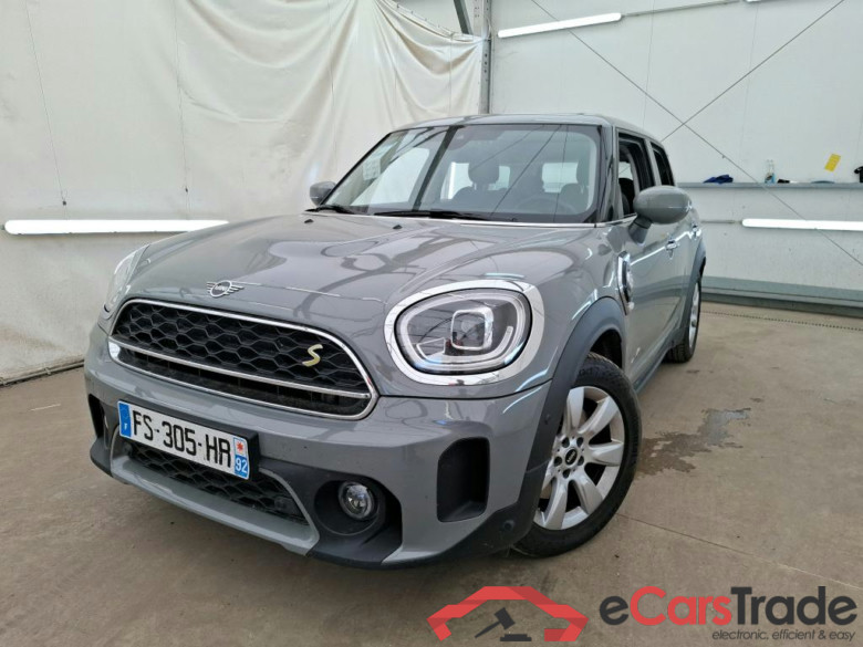 MINI Countryman / 2016 / 5P / Crossover Cooper SE ALL4 Busi Design 136+88ch BVA6 #1
