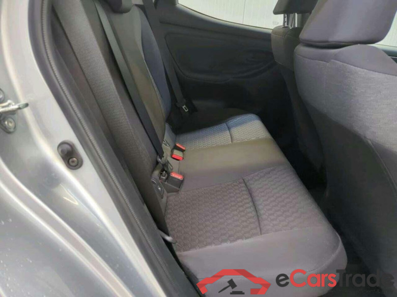 TOYOTA Yaris 1.5 Hyb. Active #6