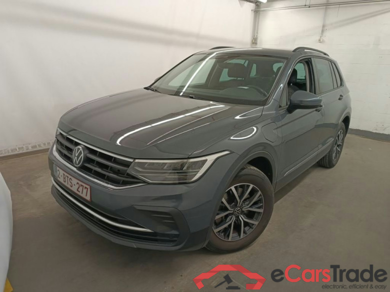 Volkswagen Tiguan 1.4 eHybrid DSG Life 5d #1