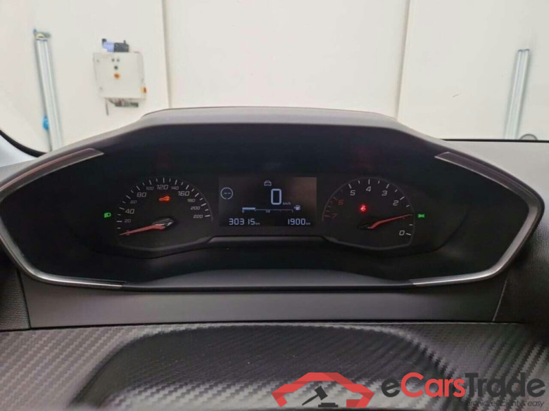 PEUGEOT 208 1.2 PT Like #5