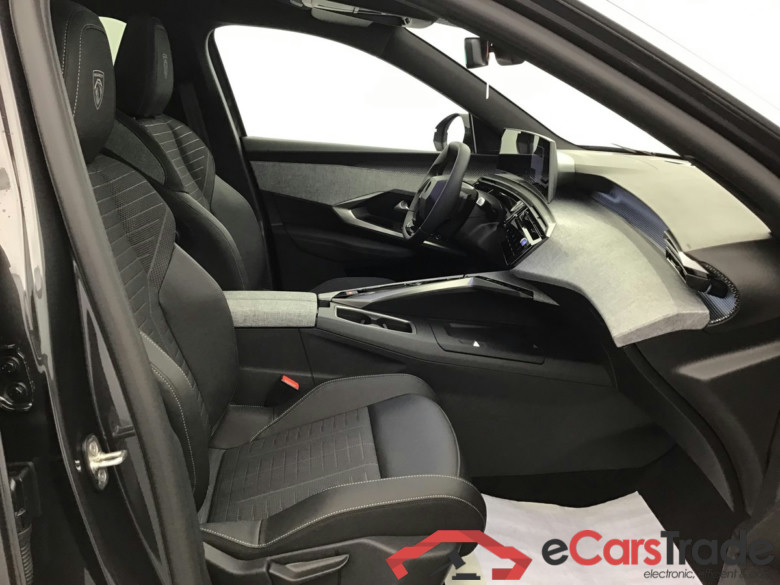 Peugeot 5008 GT 1.2 Hybrid Electric/Gasoline 147hp #6