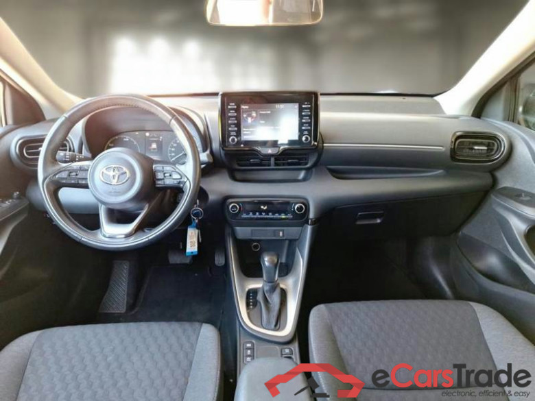 TOYOTA YARIS / 2020 / 5P / BERLINA HYBRID BUSINESS MY20 #3