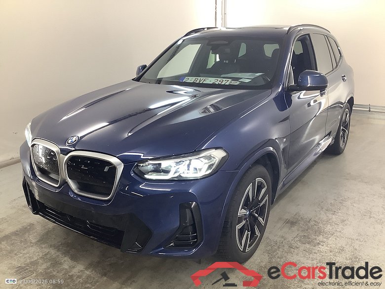 BMW IX3 80KWH AUTO