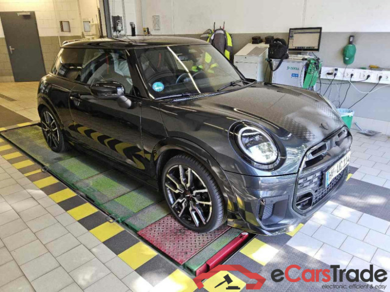 Mini Mini 3-trg. (F66)(2024->) DE - LimS3 Cooper C EU6e, Cooper C John Cooper Works Trim, 2024 - 2026 #2