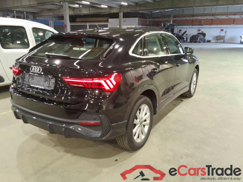 AUDI Q3 Sportback 1.4 45 TFSI E S TRONIC #3