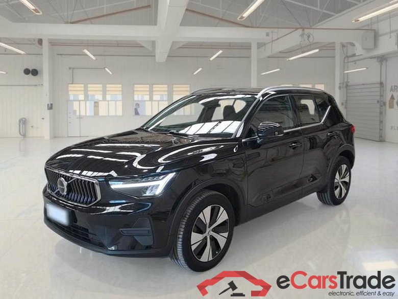VOLVO XC40 / 2021 / 5P / SUV T4 RECHARGE PLUG-IN AUTO ESSENTIAL