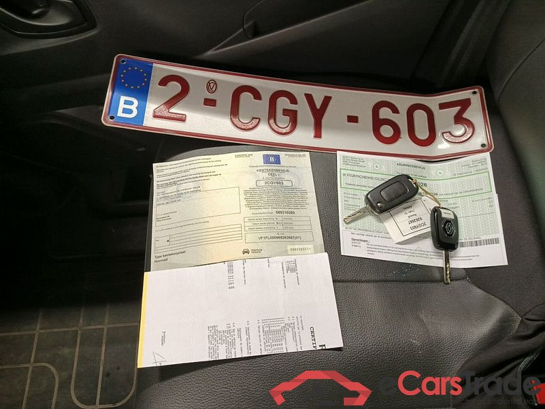 Renault Trafic L1H1 dCi 130 Confort 2.7T 5d #6