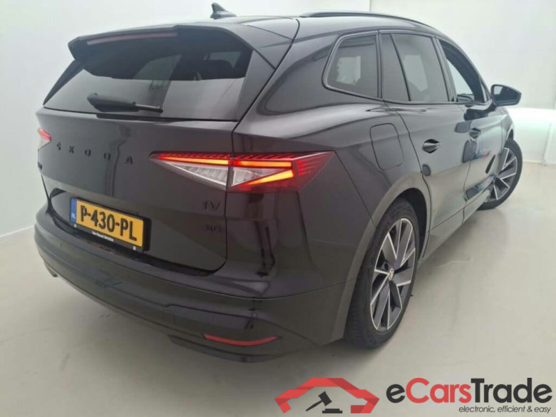SKODA Enyaq iV 80 Founders Edition Black #2