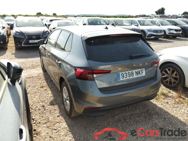 SKODA Fabia 1.0 TSI 70 kW (95 CV) Manual 5 vel. Selection (Winterpack) #2