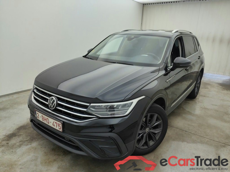 Volkswagen Tiguan Allspace 2.0 TDI DSG Life 5d #1