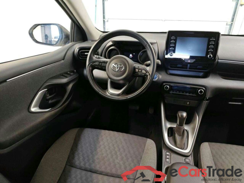 TOYOTA Yaris 1.5 Hyb. Dynamic #3
