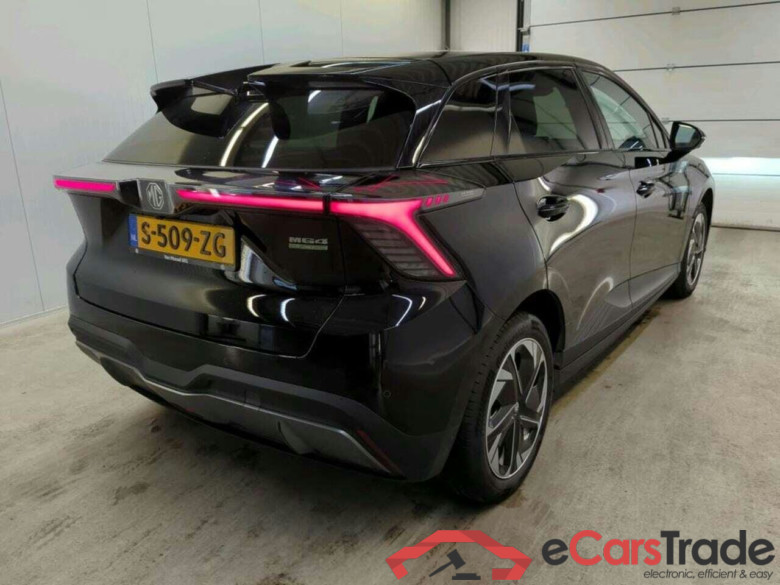 MG MG4 Electric Luxury 64 kWh #2