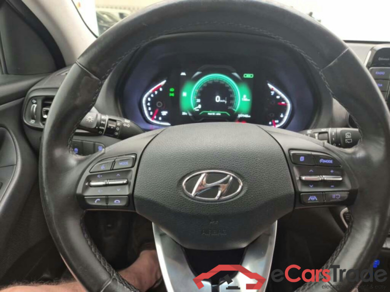 HYUNDAI i30 Wagon 1.0 T-GDi MHEV Comf. #4