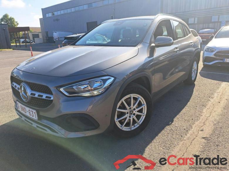 MERCEDES-BENZ GLA 2.0 GLA 180 D DCT BUSINESS SOLUTION ESS