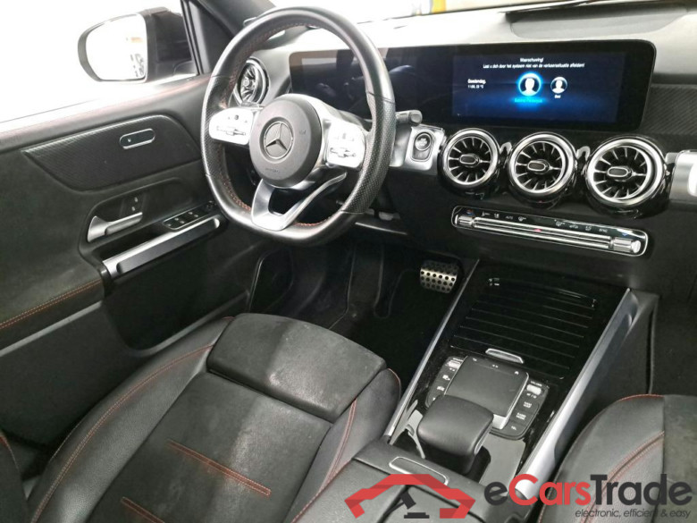 Mercedes GLB 200d AMG Night Aut. Pano LED-MultiBeam Widescreen Ambient  Burmester Navi 1/2 Sport-Leather-Alcantara KeylessGo Camera Klima PDC ... #6