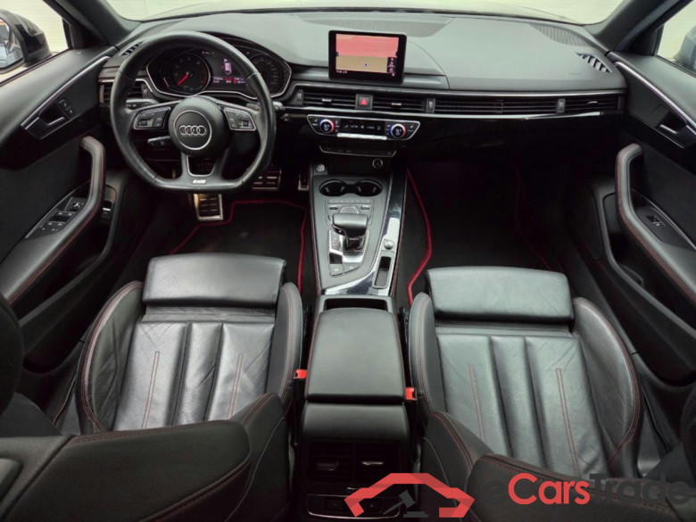 AUDI A4 AVANT 2.0 TFSI MHEV Sport S line black edition #6
