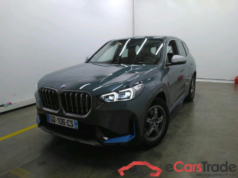 Série iX1 30 xDrive xLine 64kWh BVA #1