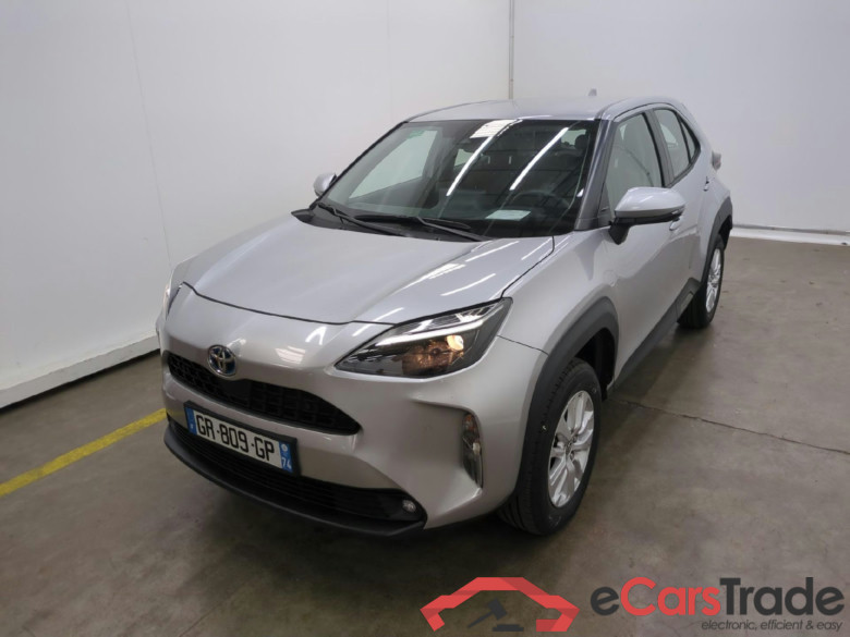 TOYOTA Yaris Cross Hybride / 2021 / 5P / SUV 1.5 HYBRID 116H DYNAMIC BUSINESS BEY AWD #1