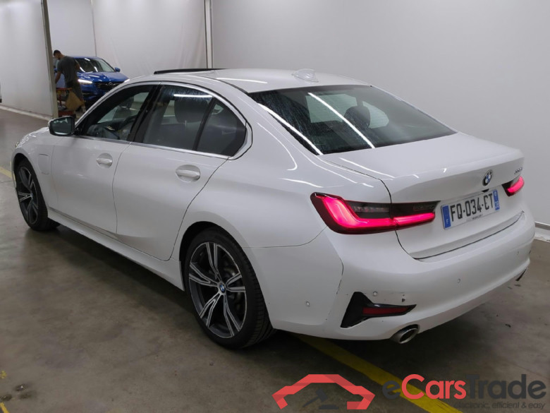 BMW Série 3 Berline / 2018 / 4P / Berline 330e 292ch Business Design BVA8 Hybride #3