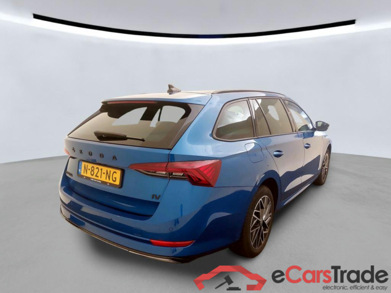 SKODA Octavia Combi 110 kW #6