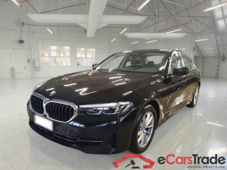 BMW SERIE 5 / 2020 / 4P / BERLINA 520D AUT BUSINESS MH48V