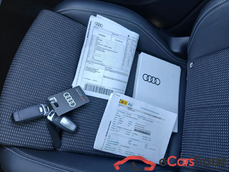 AUDI Q4 Sportback e-tron / 2021 / 5P / todoterreno Black line edition 45 e-tron 220kW 82kWh #5