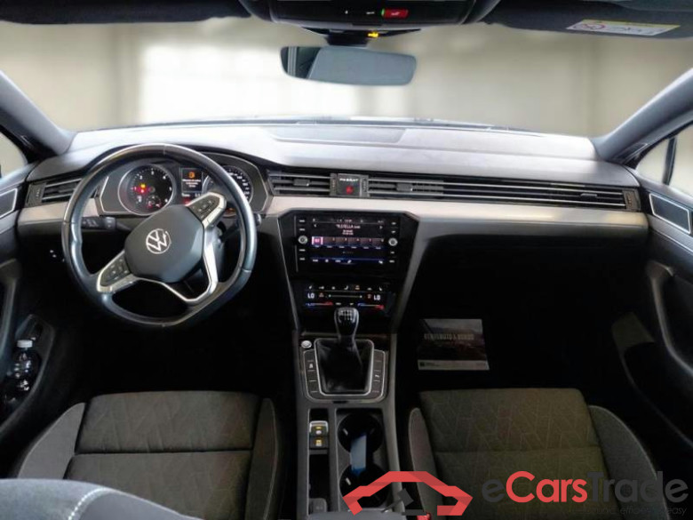VOLKSWAGEN PASSAT / 2019 / 5P / STATION WAGON VAR. 2.0 TDI SCR EVO 110KW BUSINESS #3