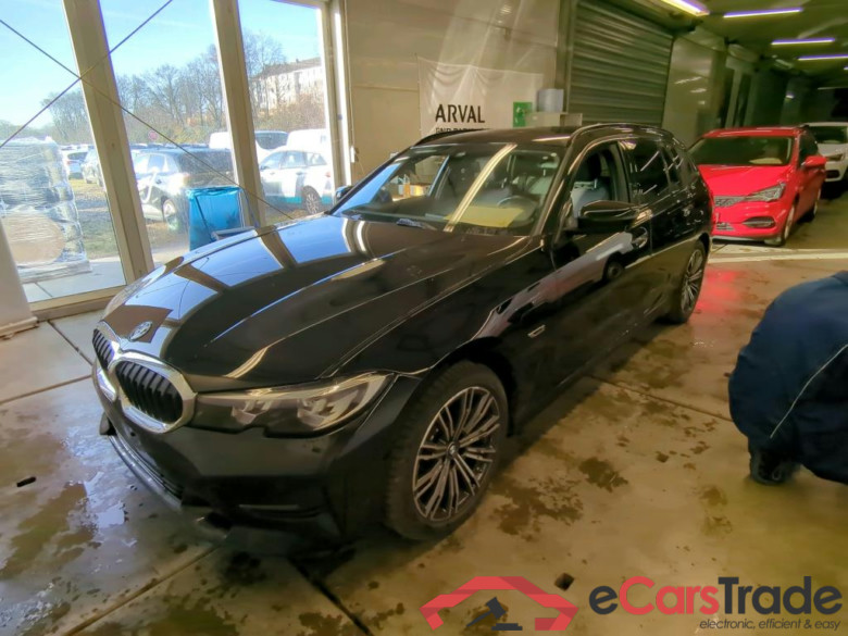 Baureihe 3 Touring 320 e Sport Line 2.0 150KW AT8 E6d #1