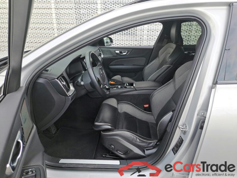 VOLVO V60 2.0 T6 PHEV R-DESIGN AUTO 4WD #5