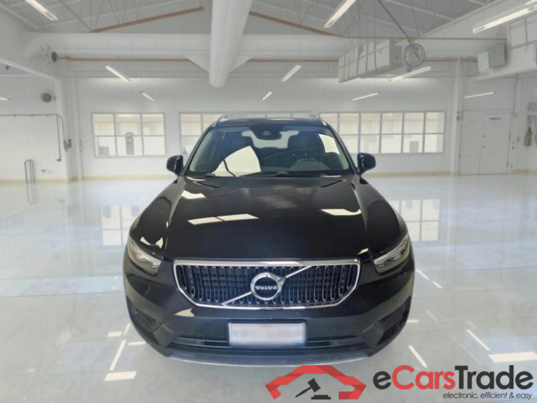 VOLVO XC40 / 2017 / 5P / SUV T3 GEATRONIC BUSINESS PLUS #6