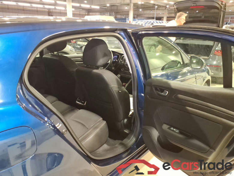 RENAULT MEGANE BERLINE - 2016 1.33 TCe Corporate Edition GPF (Fleet) #5