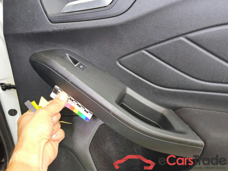 FORD Focus Turnier 1.5 EcoBlue Start-Stopp-System Aut. COOL&CONNECT 5d 88kW #6