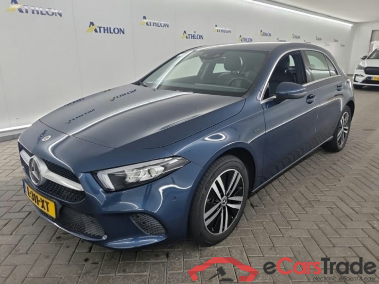 MERCEDES-BENZ A-klasse A 250 e 8G-DCT Bus Sol Luxury Limited 5D 160kW