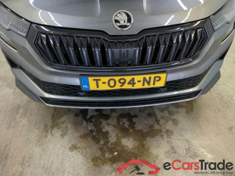 SKODA Karoq 1.5 TSI Sportl. Bus. #4