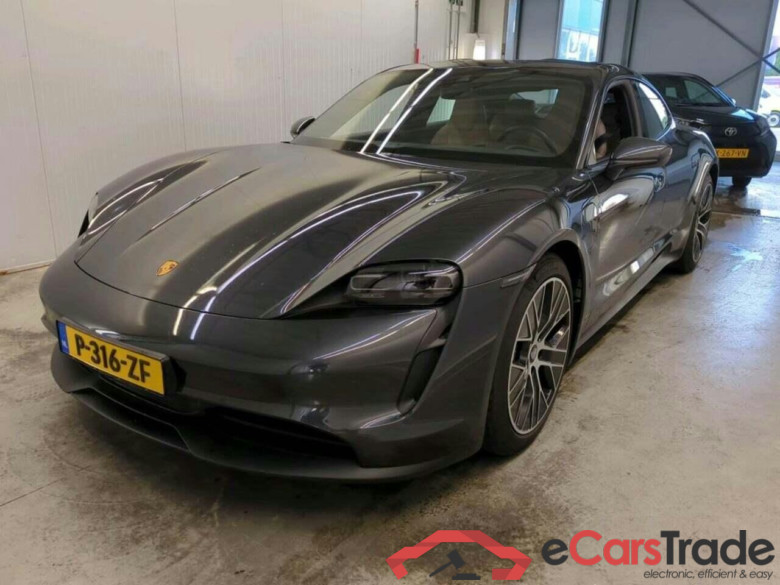 PORSCHE Taycan Performance 84kWh