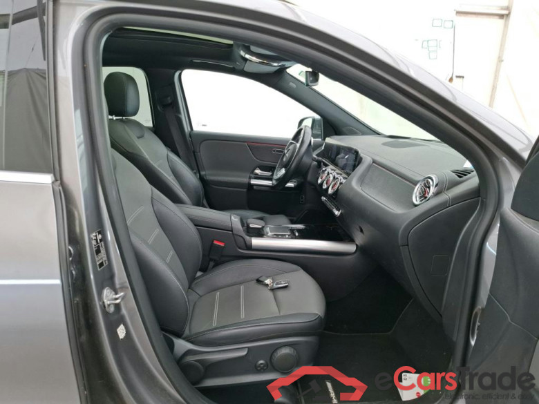 MERCEDES-BENZ GLA / 2020 / 5P / SUV 1.3 GLA 250 e AMG LINE DCT #6