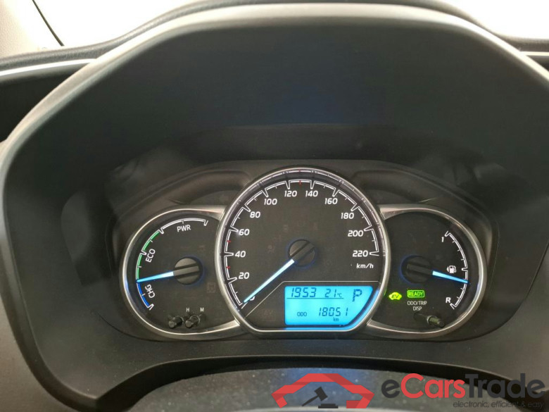 TOYOTA Yaris Hybride / 2017 / 5P / Berline 1.5 VVT-I HYBRID France Business #6