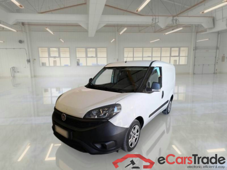 FIAT DOBLÒ CARGO / 2014 / 4P / VETT. FURGONATA CH1 LOUNGE 1.6 MJET 105CV E6D-F SeS