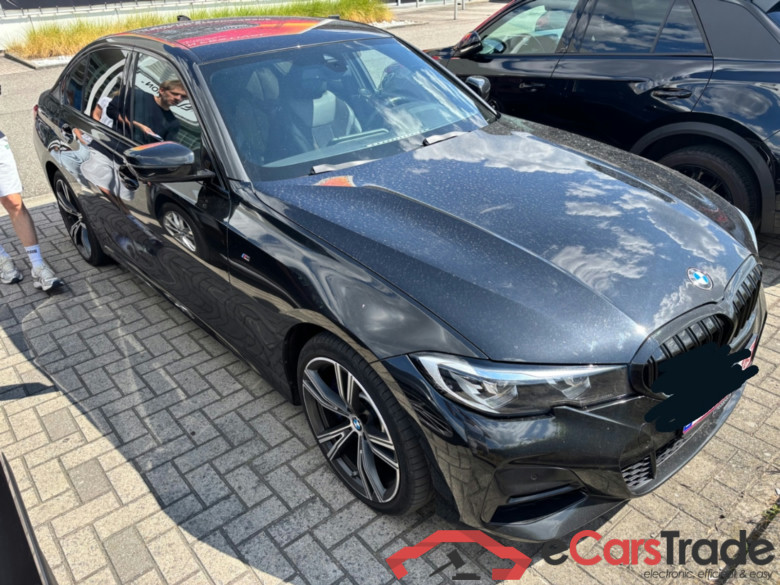 BMW 330e Plug-In Hybrid M-Sport Aut. LED LC-Pro Navi Hi-Fi 1/2 Sport-Leather-Alcantara KeylessGo Klima PDC ... #2