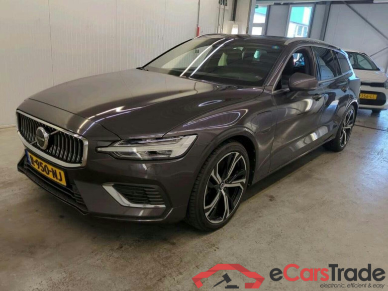VOLVO V60 2.0 T8 AWD U. Bright #1