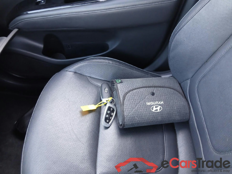 HYUNDAI Tucson / 2020 / 5P / todoterreno 1.6 TGDI PHEV 195kW Style Auto 4x4 #5