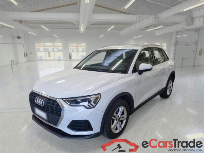 AUDI Q3 / 2018 / 5P / SUV 35 TDI S TRONIC BUSINESS #1