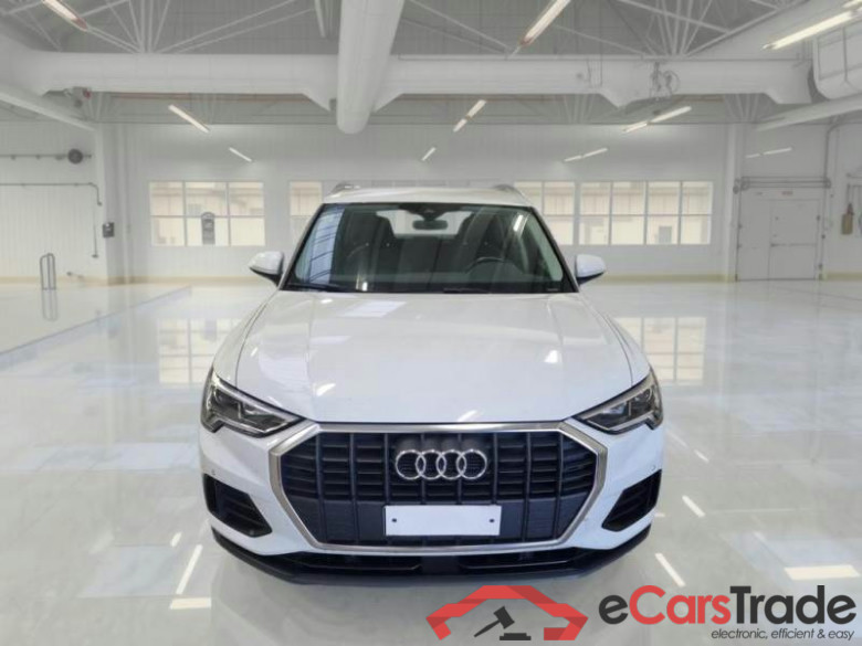 AUDI Q3 / 2018 / 5P / SUV 35 TDI S TRONIC BUSINESS #6