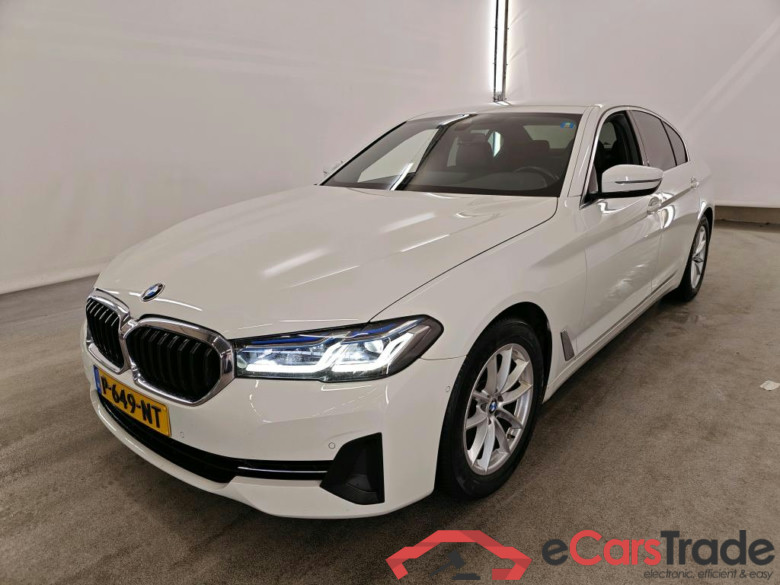 BMW 5 Serie Sedan 520iA Business Edition Plus 4d