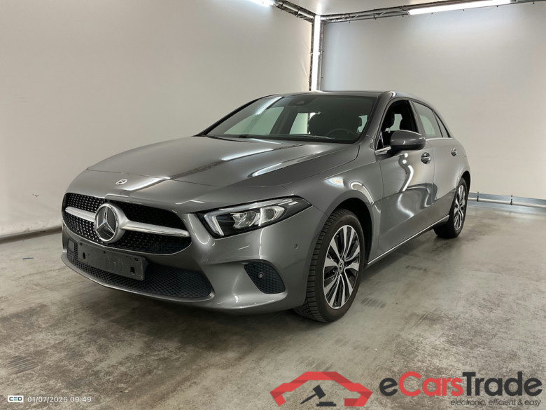 MERCEDES-BENZ A-CLASS 1.3 A 250 E DCT #1
